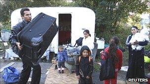 Roma family leaving Villeneuve d'Asq, northern France, 25 Sep 10