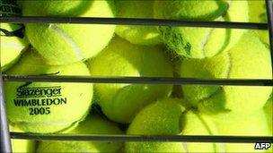 Tennis balls