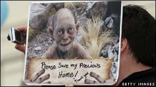 New Zealand Hobbit protestor