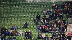 Empty seats at Dublin stadium, 6 Nov 10