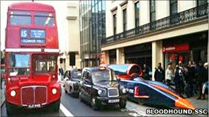 Bus, taxi and Bloodhound (Bloodhound SSC)