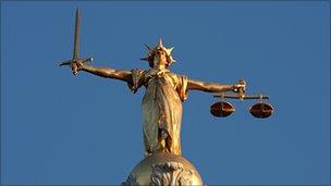 Statue of Lady Justice at the Old Bailey