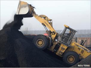 Piling up coal