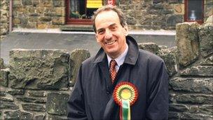 Kim Howells pictured campaigning in 1997