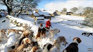 Hunt leaves Lockton village on the North York Moors