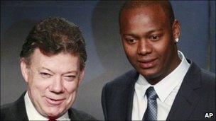 President Santos and San Francisco Giants baseball star Edgar Renteria