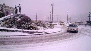 Snow in Londonderry