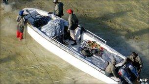 Crew of a suspect skiff boarding on the coast of Somalia (Dutch Navy picture, released 24 November 2010)