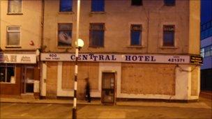 Boarded up hotel in Luton