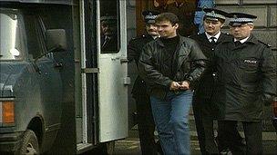 Tommy Sheridan being sent to prison