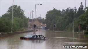 Walton Cardiff on way into Tewkesbury Town centre