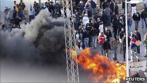 Protesters in a suburb of Tunis, 12 January 2011