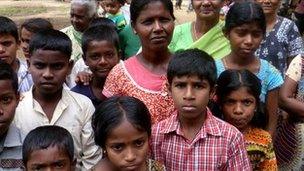 Sri Lankans affected by floods, January 2011