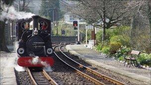 Train at Minffordd station (picture: Ian Butters, Ffestiniog Railway)