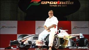 Vijay Mallya at the launch of Force India in 2007