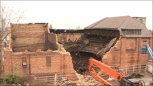 Hippodrome damage