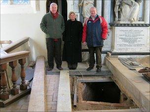 Julian van Beveren, Kathy Mills and Bob Hayward in Redgrave church