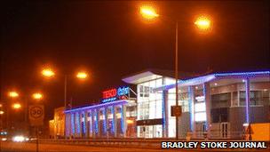 Street lights on Bradley Stoke Way