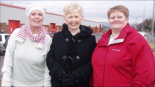 Former Lee Jeans workers