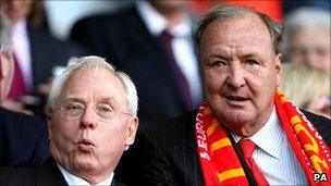 Tom Hicks (r) and George Gillett