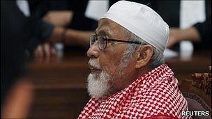 Abu Bakar Ba'asyir in court, 14 February 2011