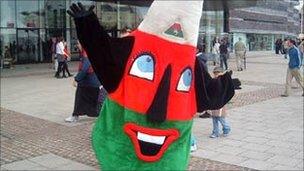 Mistar Urdd, the Urdd's mascot