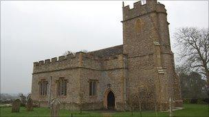 St Lawrence's Church, Folke