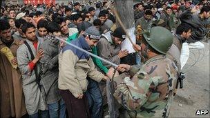 Police recruitment rally in Srinagar (file photo)