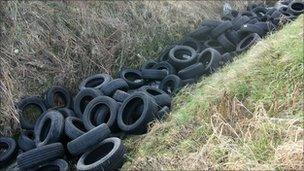 Tyres dumped at Swaton