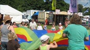 Trowbridge Village Pump Festival