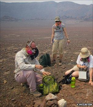 An Earthwatch team at work in the Masaya Crater, Nicaragua (Image: Yoka Heijstek)