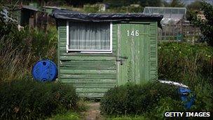 Men in sheds aims to improve retirement for men in the Isle of Man