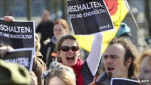 Protesters demonstrate against nuclear power in Berlin (March 22, 2011)