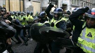 Metropolitan police officers on duty in the City of London during clashes between police and protesters at the time of the G20 summit