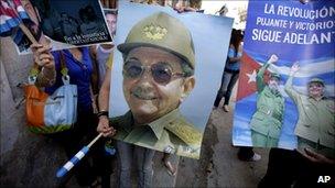 Government supporters demonstrate in Cuba on 18 March