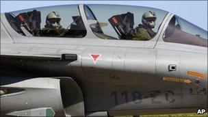 A French Rafale jet returns from an unknown mission to Libya, 24 March