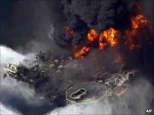 Fire on the Deepwater Horizon rig (21 April 2010)