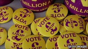 Vote UKIP badges