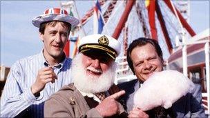 Nicholas Lyndhurst as Rodney Trotter, Buster Merryfield as Uncle Albert and David Jason as Derek 'Del Boy' Trotter