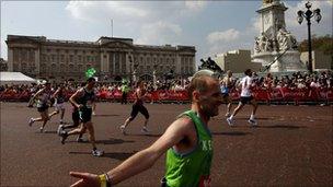 London Marathon runners