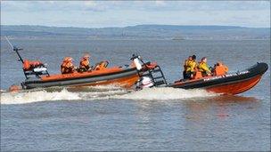 The new Portishead and Bristol Lifeboat (l) replaces the old Denbar Sage