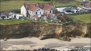 Eroding cliff on Beach Road, Happisburgh, Norfolk (Photo: Mike Page)