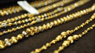 Gold chains in store in Mumbai