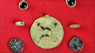 Anglo-Saxon jewellery