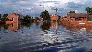 Toll Bar in 2007 when it became flooded