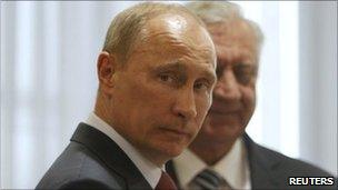 Russian Prime minister Vladimir Putin (left) in Minsk with his Belarusian counterpart, Mikhail Myasnikovich, 19 May