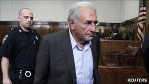 Dominique Strauss-Kahn in New York court, 19 May 11