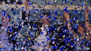 Popular Party leader Mariano Rajoy celebrates in Madrid (22 May 2011)