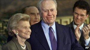 Betty and Gerald Ford receiving the Congressional Gold Medal