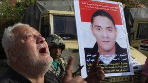 Mahmoud Abdel Naby Ashoor mourns his son, killed during Egypt's Jan 25th uprising